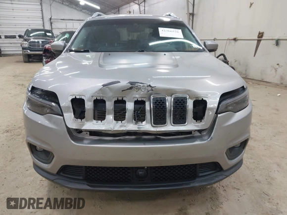 2020 Jeep Cherokee Altitude with VIN 1C4PJMLX9LD635274, listed as a IAAI auction lot 42366526 with 53,589 mi miles and . Bid and sale history available at DreamBid. Image 12.