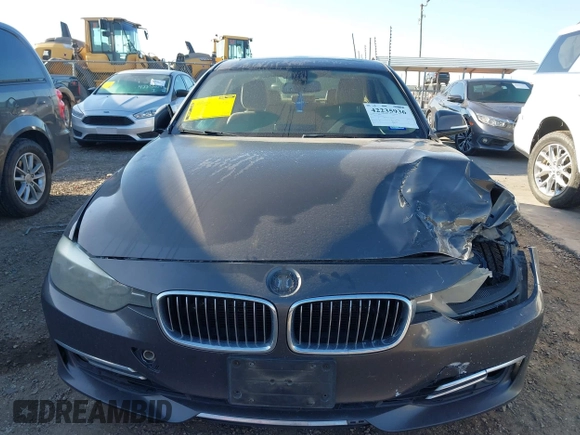 2013 BMW 3 Series 328i с VIN WBA3A5C5XDF601186, выставлен на аукционе IAAI как лот 42235936 с пробегом 207 589 миль миль и . История ставок и продаж доступна на DreamBid. Изображение 13.