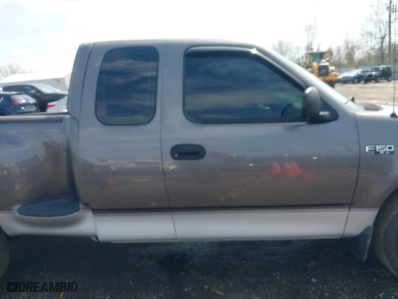 2003 Ford F-150 XL with VIN 1FTRX07273KB74120, listed as a IAAI auction lot 41904855 with 1 mi miles. Bid and sale history available at carsss.com. Image 13.