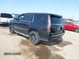 2015 Cadillac Escalade Luxury z VIN 1GYS4BKJ6FR291441, wystawiony jako IAAI lot #41881022 z przebiegiem 128 659 mil mil oraz . Historia ofert i sprzedaży dostępna na DreamBid. Obrazek 3.