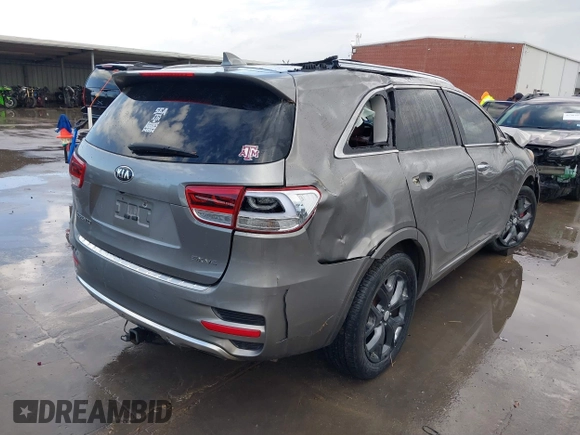 2017 Kia Sorento SX z VIN 5XYPK4A52HG307234, wystawiony jako IAAI lot #41710322 z przebiegiem 195 722 mil mil oraz . Historia ofert i sprzedaży dostępna na DreamBid. Obrazek 4.