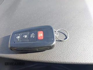 2024 Toyota RAV4 XLE Premium с VIN 2T3C1RFV0RC272866, выставлен на аукционе IAAI как лот 42249629 с пробегом 12 765 миль миль и . История ставок и продаж доступна на DreamBid. Изображение 11.