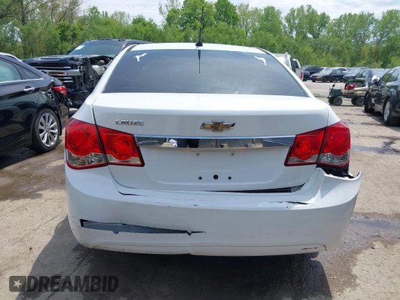 2014 Chevrolet Cruze LS with VIN 1G1PA5SH5E7218650, listed as a IAAI auction lot 42093764 with 189,813 mi miles and . Bid and sale history available at DreamBid. Image 16.