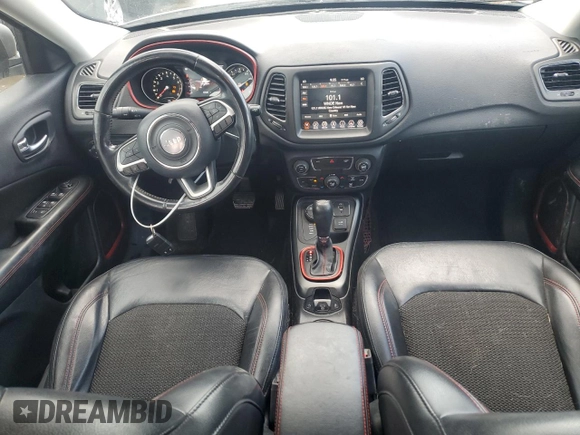 2019 Jeep Compass Trailhawk z VIN 3C4NJDDB5KT799401, wystawiony jako Copart lot #54770485 z przebiegiem 87 640 mil mil oraz Nie do naprawy • Non repairable. Historia ofert i sprzedaży dostępna na DreamBid. Obrazek 8.