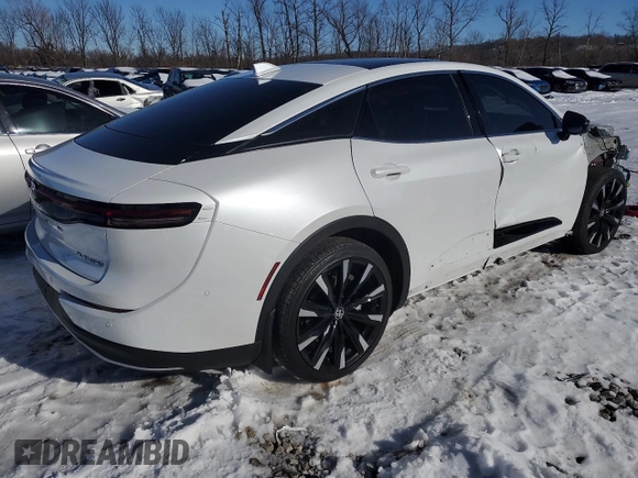 2024 Toyota Crown Platinum z VIN JTDAFAAF5R3007548, wystawiony jako Copart lot #87432504 z przebiegiem 18 132 mil mil oraz Szkoda całkowita • Salvage title. Historia ofert i sprzedaży dostępna na DreamBid. Obrazek 3.