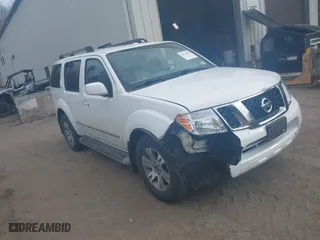 2011 Nissan Pathfinder SV with VIN 5N1AR1NN8BC621939, listed as a IAAI auction lot 42114688 with 149,965 mi miles. Bid and sale history available at carsss.com. Image 1.