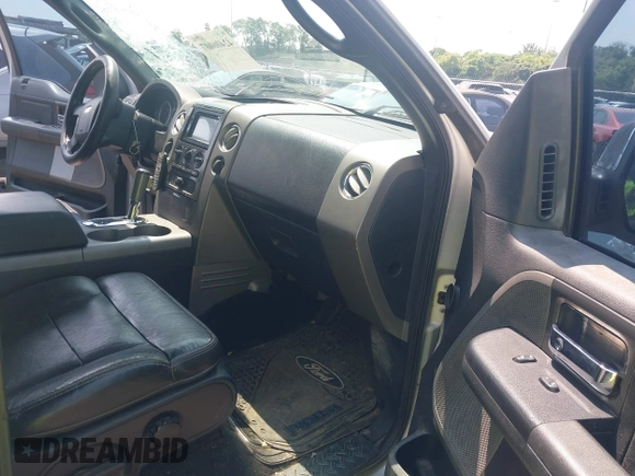 2006 Ford F-150 XLT with VIN 1FTPW14526KB83276, listed as a IAAI auction lot 42406007 with 224,771 mi miles and . Bid and sale history available at DreamBid. Image 5.