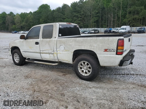 2004 GMC Sierra 1500 SLE z VIN 1GTEK19TX4E122294, wystawiony jako Copart lot #56576185 z przebiegiem 322 130 mil mil oraz Czysty tytuł • Clean title. Historia ofert i sprzedaży dostępna na DreamBid. Obrazek 2.