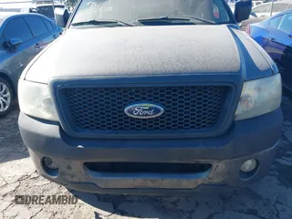 2006 Ford F-150 STX with VIN 1FTRX12W26FB77570, listed as a IAAI auction lot 41326578 with 425,752 mi miles and . Bid and sale history available at DreamBid. Image 6.