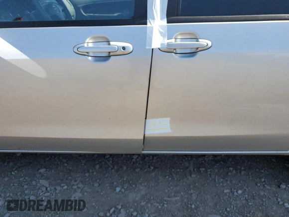 2006 Mazda MPV LX z VIN JM3LW28A660556964, wystawiony jako Copart lot #69689034 z przebiegiem 139 769 mil mil oraz Szkoda całkowita • Salvage title. Historia ofert i sprzedaży dostępna na DreamBid. Obrazek 13.