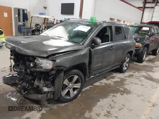 2017 Jeep Compass High Altitude with VIN 1C4NJDEB6HD192808, listed as a IAAI auction lot 41287965 with 68,357 mi miles. Bid and sale history available at carsss.com. Image 17.
