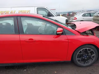 2014 Ford Focus SE with VIN 1FADP3K29EL111106, listed as a IAAI auction lot 41070212 with 72,730 mi miles. Bid and sale history available at carsss.com. Image 14.