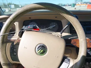 2006 Mercury Grand Marquis LS Premium with VIN 2MEFM75W46X654674, listed as a IAAI auction lot 42039177 with 157,171 mi miles. Bid and sale history available at carsss.com. Image 11.