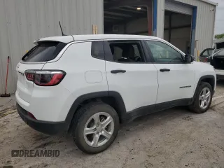 2023 Jeep Compass Sport z VIN 3C4NJDAN0PT569903, wystawiony jako Copart lot #53154035 z przebiegiem 30 060 mil mil oraz Szkoda całkowita • Salvage title. Historia ofert i sprzedaży dostępna na DreamBid. Obrazek 3.