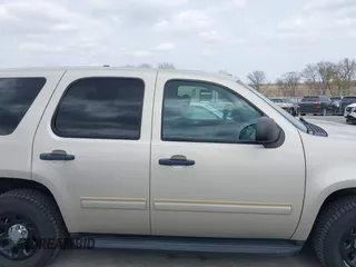 2013 Chevrolet Tahoe Commercial with VIN 1GNLC2E07DR266441, listed as a IAAI auction lot 42062162 with 133,321 mi miles and . Bid and sale history available at DreamBid. Image 13.