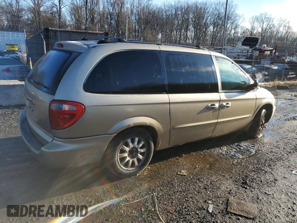2003 Chrysler Town & Country EX with VIN 2C4GP74L73R172754, listed as a Copart auction lot 86831044 with 176,340 mi miles and Salvage Title. Bid and sale history available at carsss.com. Image 3.