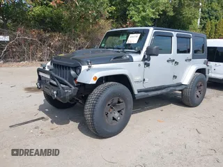 2008 Jeep Wrangler Unlimited Sahara with VIN 1J4GA59158L623784, listed as a IAAI auction lot 40365783 with 185,224 mi miles and . Bid and sale history available at DreamBid. Image 17.