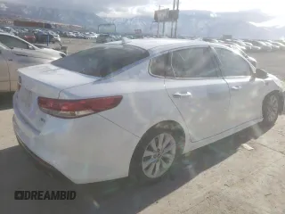 2016 Kia Optima EX with VIN 5XXGU4L33GG004505, listed as a Copart auction lot 83875474 with 142,620 mi miles and Salvage Title. Bid and sale history available at carsss.com. Image 3.