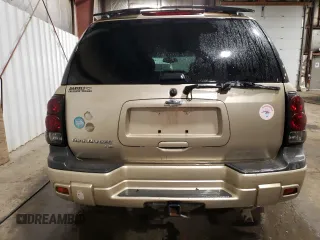 2005 Chevrolet TrailBlazer LS with VIN 1GNDT13S252282267, listed as a Copart auction lot 50271085 with 184,070 mi miles and Clean Title. Bid and sale history available at carsss.com. Image 6.