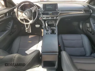 2020 Honda Accord Sport z VIN 1HGCV1F38LA102619, wystawiony jako Copart lot #60886935 z przebiegiem 76 944 mil mil oraz Nie do naprawy • Non repairable. Historia ofert i sprzedaży dostępna na DreamBid. Obrazek 8.