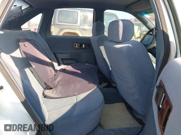 1995 Chevrolet Caprice z VIN 1G1BL52W0SR183101, wystawiony jako IAAI lot #42471866 z przebiegiem 158 647 mil mil oraz . Historia ofert i sprzedaży dostępna na DreamBid. Obrazek 8.