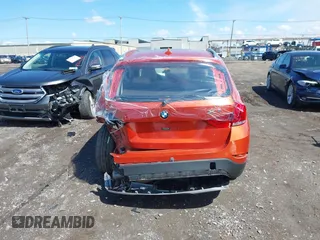 2015 BMW X1 xDrive28i with VIN WBAVL1C57FVY27822, listed as a IAAI auction lot 41977545 with 76,211 mi miles. Bid and sale history available at carsss.com. Image 16.