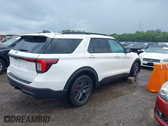 2025 Ford Explorer ST-Line with VIN 1FMUK7KH6SGB58226, listed as a IAAI auction lot 42687937 with Not provided miles and . Bid and sale history available at DreamBid. Image 13.