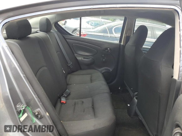 2016 Nissan Versa S z VIN 3N1CN7APXGL902657, wystawiony jako Copart lot #64367005 z przebiegiem Nie podano mil oraz Szkoda całkowita • Salvage title. Historia ofert i sprzedaży dostępna na DreamBid. Obrazek 10.