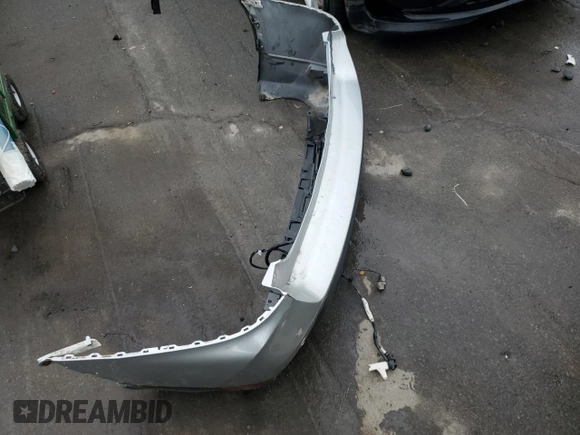 2020 Nissan Rogue SV z VIN KNMAT2MV6LP508093, wystawiony jako Copart lot #57866785 z przebiegiem 101 896 mil mil oraz Szkoda całkowita • Salvage title. Historia ofert i sprzedaży dostępna na DreamBid. Obrazek 13.