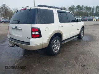 2008 Ford Explorer Eddie Bauer with VIN 1FMEU74E68UA47414, listed as a IAAI auction lot 41913886 with 135,349 mi miles. Bid and sale history available at carsss.com. Image 4.