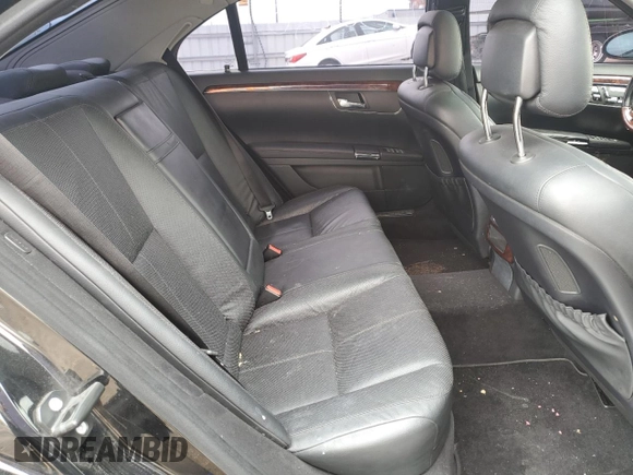 2008 Mercedes-Benz S 550 z VIN WDDNG86X38A214268, wystawiony jako Copart lot #56049625 z przebiegiem 99 301 mil mil oraz Szkoda całkowita • Salvage title. Historia ofert i sprzedaży dostępna na DreamBid. Obrazek 10.