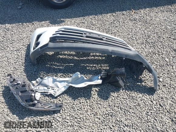 2018 Toyota Highlander LE с VIN 5TDBZRFH4JS907963, выставлен на аукционе IAAI как лот 42160263 с пробегом 42 074 миль миль и . История ставок и продаж доступна на DreamBid. Изображение 12.