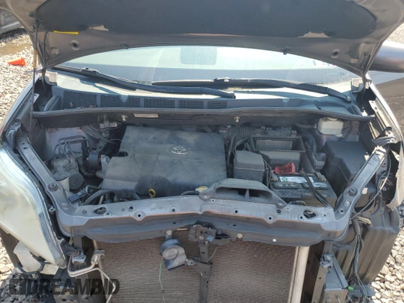 2012 Toyota Sienna XLE AAS with VIN 5TDYK3DC3CS237344, listed as a Copart auction lot 63271815 with 105,860 mi miles and Salvage title. Bid and sale history available at DreamBid. Image 12.