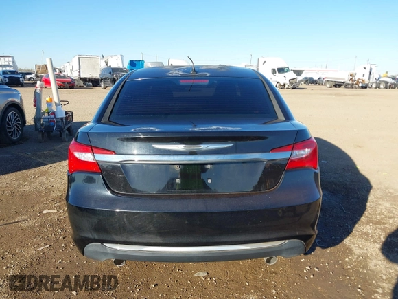 2011 Chrysler 200 Touring with VIN 1C3BC1FG2BN613385, listed as a IAAI auction lot 41381218 with 118,926 mi miles. Bid and sale history available at carsss.com. Image 16.