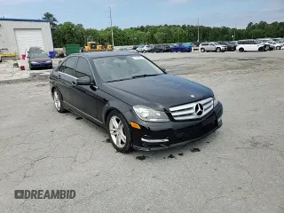 2013 Mercedes-Benz C 250 Sport z VIN WDDGF4HBXDR269348, wystawiony jako Copart lot #54330045 z przebiegiem 102 144 mil mil oraz Szkoda całkowita • Salvage title. Historia ofert i sprzedaży dostępna na DreamBid. Obrazek 13.