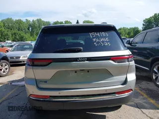 2024 Jeep Grand Cherokee с VIN 1C4RJYB67R8516567, выставлен на аукционе IAAI как лот 42549116 с пробегом 43 307 миль миль и . История ставок и продаж доступна на DreamBid. Изображение 16.
