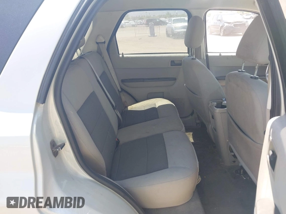 2008 Ford Escape XLT с VIN 1FMCU93138KD30768, выставлен на аукционе IAAI как лот 42464734 с пробегом 120 218 миль миль и . История ставок и продаж доступна на DreamBid. Изображение 8.