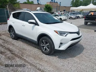 2018 Toyota RAV4 XLE with VIN 2T3WFREV0JW424275, listed as a IAAI auction lot 42402642 with 77,281 mi miles and . Bid and sale history available at DreamBid. Image 1.
