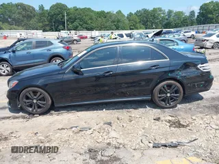 2014 Mercedes-Benz E 350 Sport z VIN WDDHF5KB3EA934741, wystawiony jako IAAI lot #42600302 z przebiegiem 143 894 mil mil oraz . Historia ofert i sprzedaży dostępna na DreamBid. Obrazek 14.