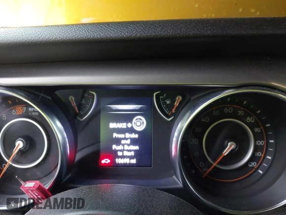 2019 Jeep Wrangler Unlimited Sport S z VIN 1C4HJXDNXKW565788, wystawiony jako IAAI lot #42265966 z przebiegiem 10 695 mil mil oraz . Historia ofert i sprzedaży dostępna na DreamBid. Obrazek 7.