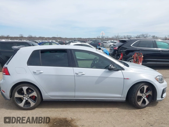 2019 Volkswagen GTI S z VIN 3VW6T7AU5KM020317, wystawiony jako IAAI lot #41790449 z przebiegiem 71 195 mil mil oraz . Historia ofert i sprzedaży dostępna na DreamBid. Obrazek 13.