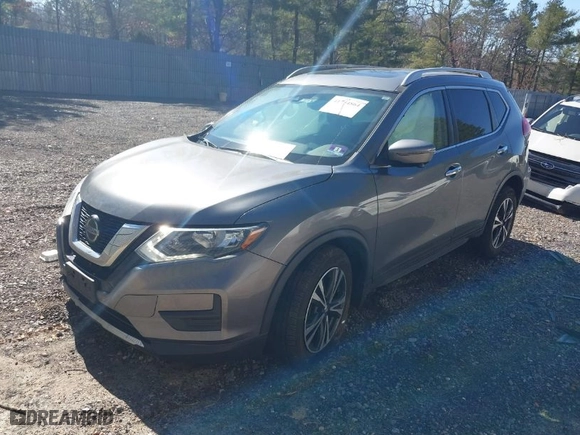 2019 Nissan Rogue SV with VIN JN8AT2MV3KW392103, listed as a IAAI auction lot 41754864 with 91925 miles. Bid and sale history available at carsss.com. Image 2.