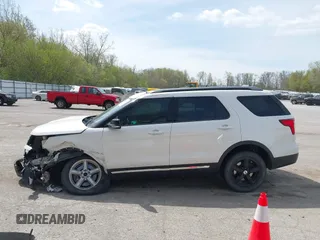 2017 Ford Explorer XLT z VIN 1FM5K8DH4HGA21835, wystawiony jako IAAI lot #42148816 z przebiegiem 109 583 mil mil oraz . Historia ofert i sprzedaży dostępna na DreamBid. Obrazek 15.