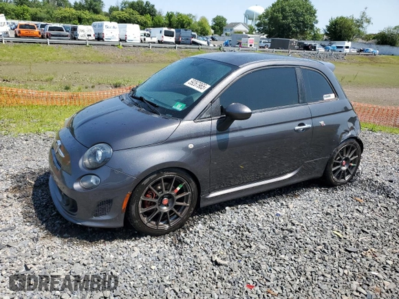2015 FIAT 500 Abarth z VIN 3C3CFFFH1FT508103, wystawiony jako Copart lot #59267965 z przebiegiem 108 068 mil mil oraz Szkoda całkowita • Salvage title. Historia ofert i sprzedaży dostępna na DreamBid. Obrazek 1.