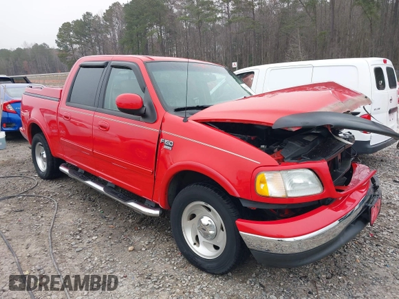 2003 Ford F-150 XLT with VIN 1FTRW07LX3KA76162, listed as a IAAI auction lot 41783926 with 119,009 mi miles. Bid and sale history available at carsss.com. Image 1.