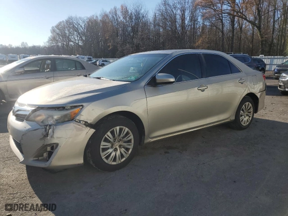 2014 Toyota Camry L with VIN 4T1BF1FK5EU407202, listed as a Copart auction lot 82980624 with 218,643 mi miles and Salvage Title. Bid and sale history available at carsss.com. Image 1.