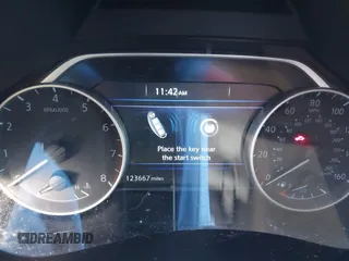 2018 Nissan Murano Platinum with VIN 5N1AZ2MG6JN136646, listed as a IAAI auction lot 41421280 with 123,667 mi miles. Bid and sale history available at carsss.com. Image 7.