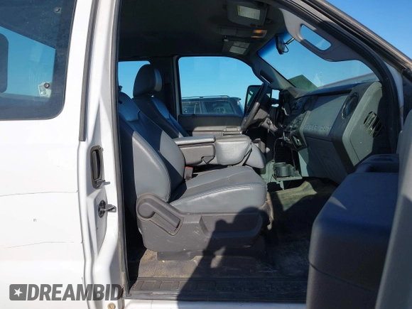 2014 Ford F-250 with VIN 1FD7X2BT1EEA74742, listed as a IAAI auction lot 41937930 with 268,877 mi miles and . Bid and sale history available at DreamBid. Image 5.