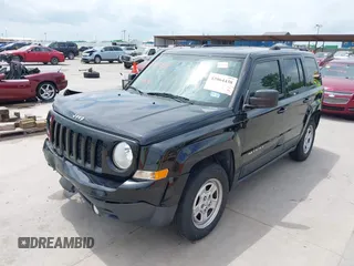 2016 Jeep Patriot Sport with VIN 1C4NJPBAXGD813933, listed as a IAAI auction lot 42064438 with 118,969 mi miles and . Bid and sale history available at DreamBid. Image 2.