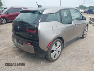 2014 BMW i3 с VIN WBY1Z4C50EV273179, выставлен на аукционе IAAI как лот 42419467 с пробегом 84 170 миль миль и . История ставок и продаж доступна на DreamBid. Изображение 4.